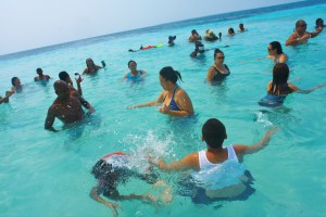 BELIZE CAYE PICNIC (45)