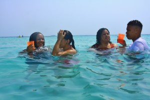 BELIZE CAYE PICNIC (60)